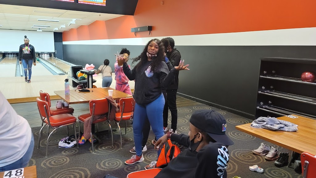 AMF Fredericksburg Lanes | restaurant | 12100 Kilarney Dr, Fredericksburg, VA 22407, USA | 5407862695 OR +1 540-786-2695