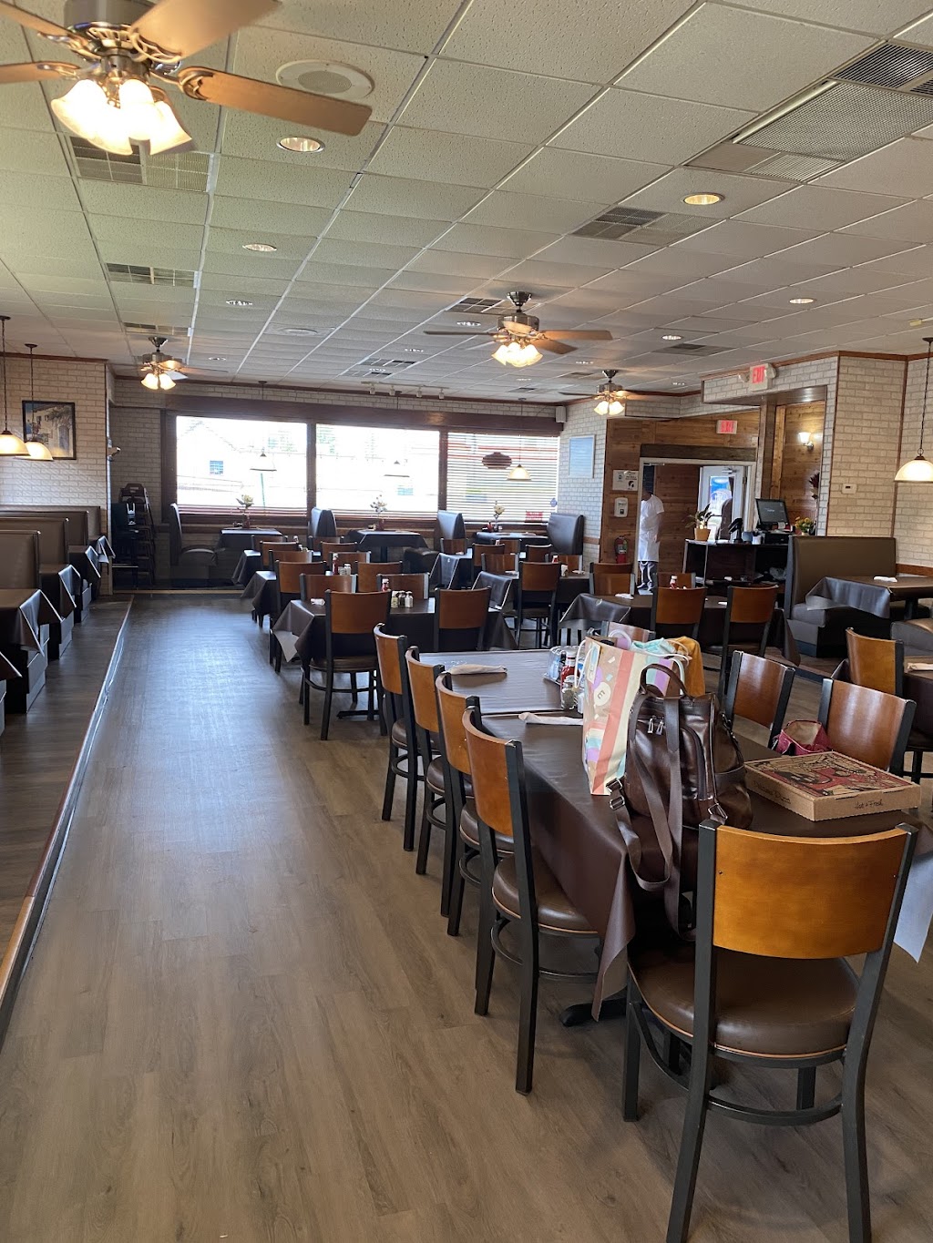 Zana’s Wood Fire Pizza | restaurant | 1406 Sycamore Rd, DeKalb, IL 60115, USA | 8155170733 OR +1 815-517-0733