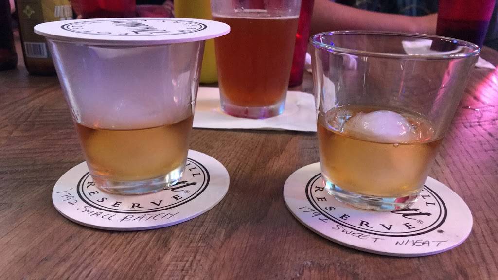 Bourbons Bar & Grill | restaurant | 119 E 22nd Avenue A, Coal Valley, IL 61240, USA | 3095244340 OR +1 309-524-4340