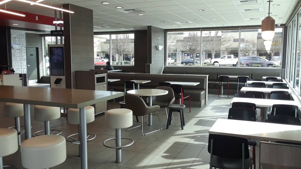 McDonalds | cafe | 7960 N Lander Ave, Hilmar, CA 95324, USA | 2096699982 OR +1 209-669-9982