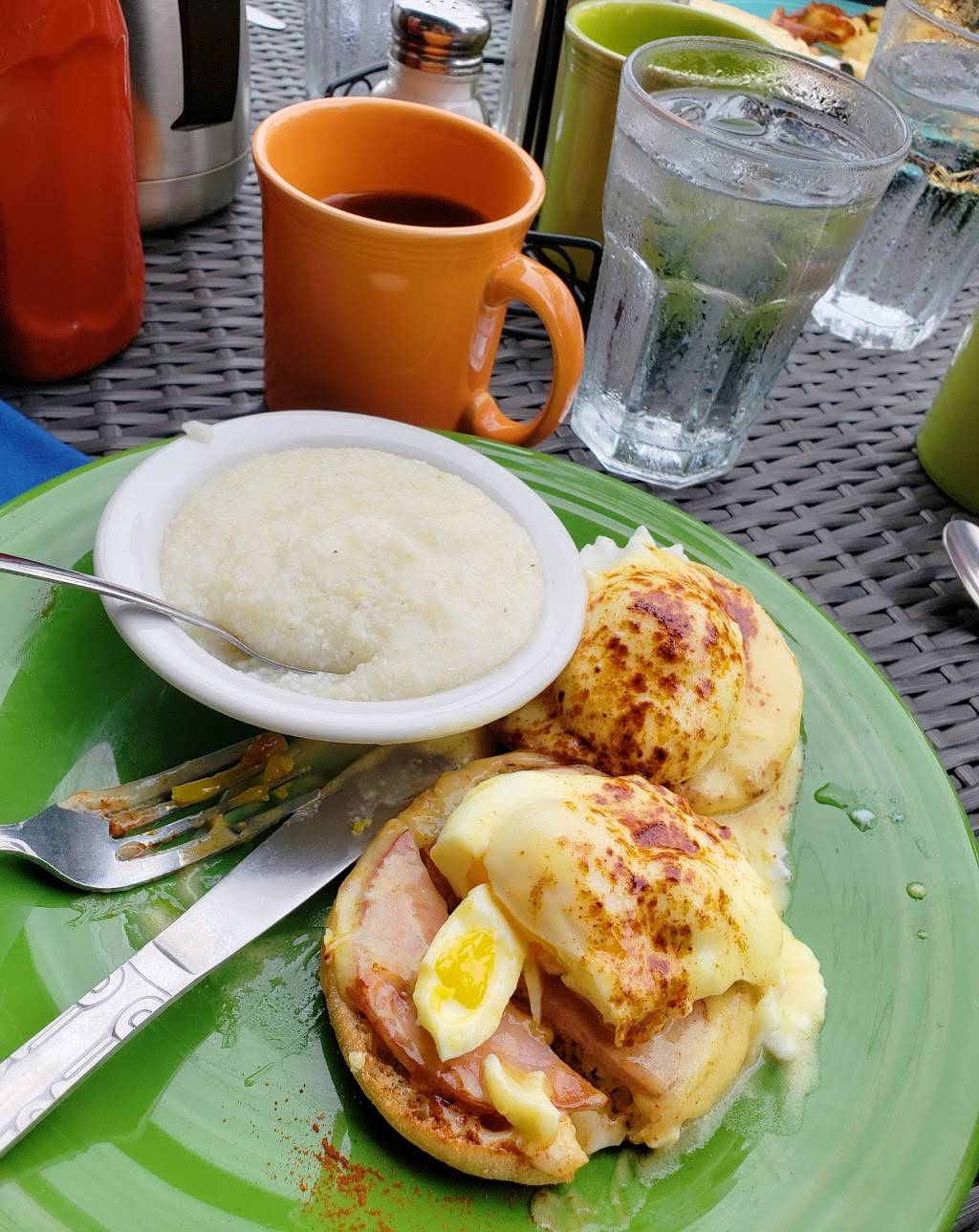 J. Christophers | restaurant | 1650 S Lumpkin St, Athens, GA 30606, USA | 7068503520 OR +1 706-850-3520