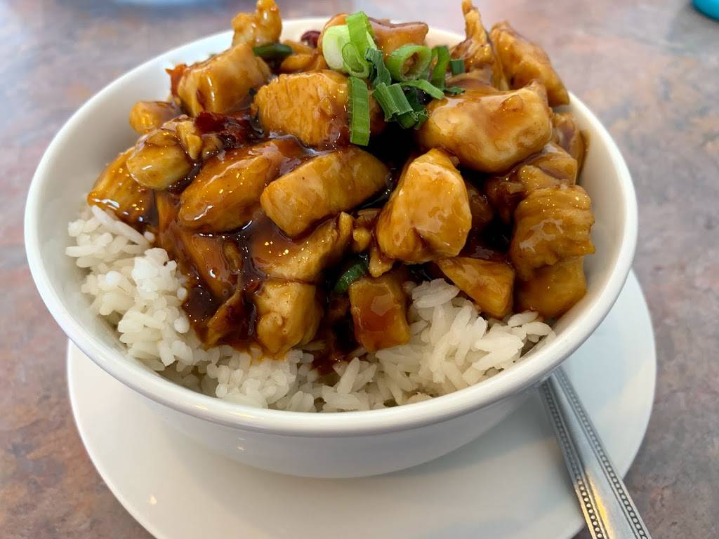 Chongs Chinese Barbque & Salads | restaurant | 8841 N Cedar Ave, Fresno, CA 93720, USA | 5594510708 OR +1 559-451-0708