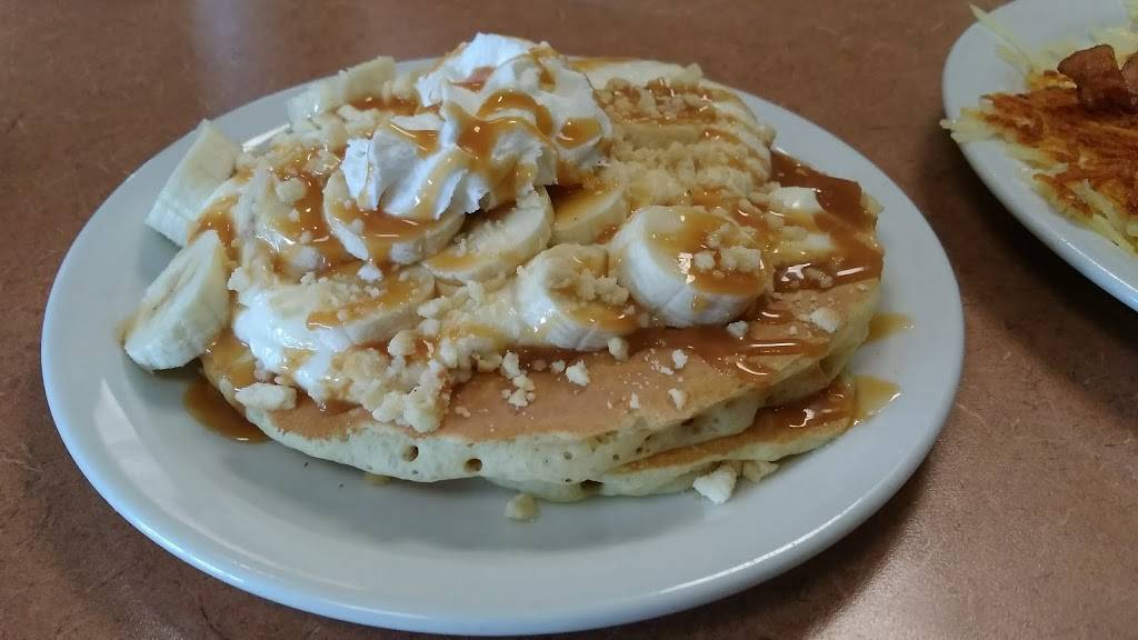 Dennys | restaurant | 3332 S Loop W, Houston, TX 77025, USA | 7136660999 OR +1 713-666-0999