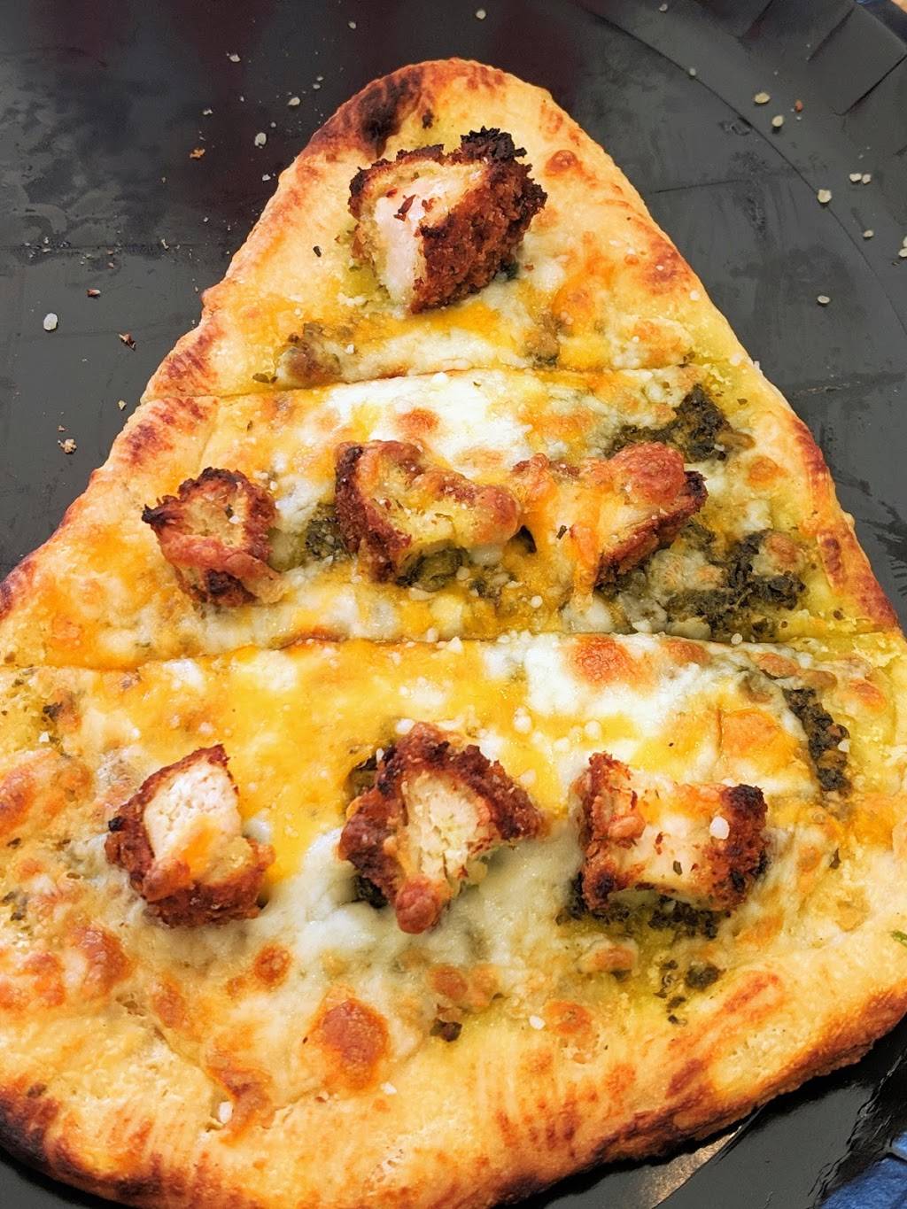 Mac City | restaurant | 13 W Central St, Franklin, MA 02038, USA | 5083463219 OR +1 508-346-3219