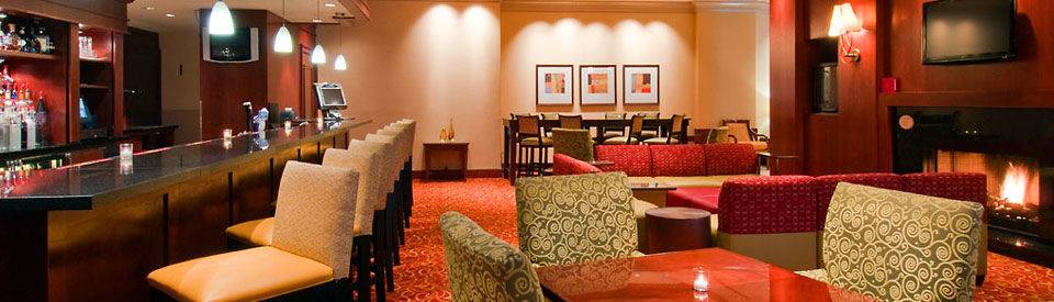 Parkway Grille | restaurant | 3600 Centerpoint Pkwy, Pontiac, MI 48341, USA | 2486486034 OR +1 248-648-6034