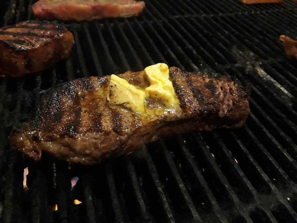 Minturn Country Club | restaurant | 131 Main St, Minturn, CO 81645, USA | 9708274114 OR +1 970-827-4114