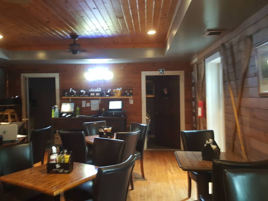 Stoney Lake Market | restaurant | 2374 Crowes Landing Rd, Lakefield, ON K0L 2H0, Canada | 6136871786 OR +1 613-687-1786