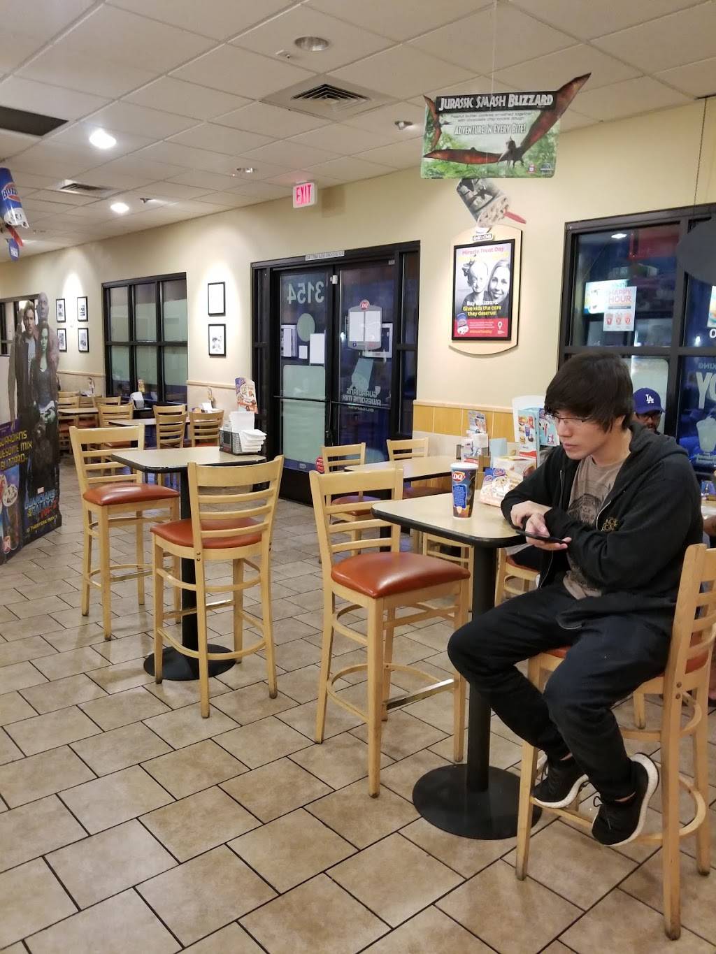 Dairy Queen Grill & Chill | restaurant | 3154 W Sahara Ave, Las Vegas, NV 89102, USA | 7022204405 OR +1 702-220-4405