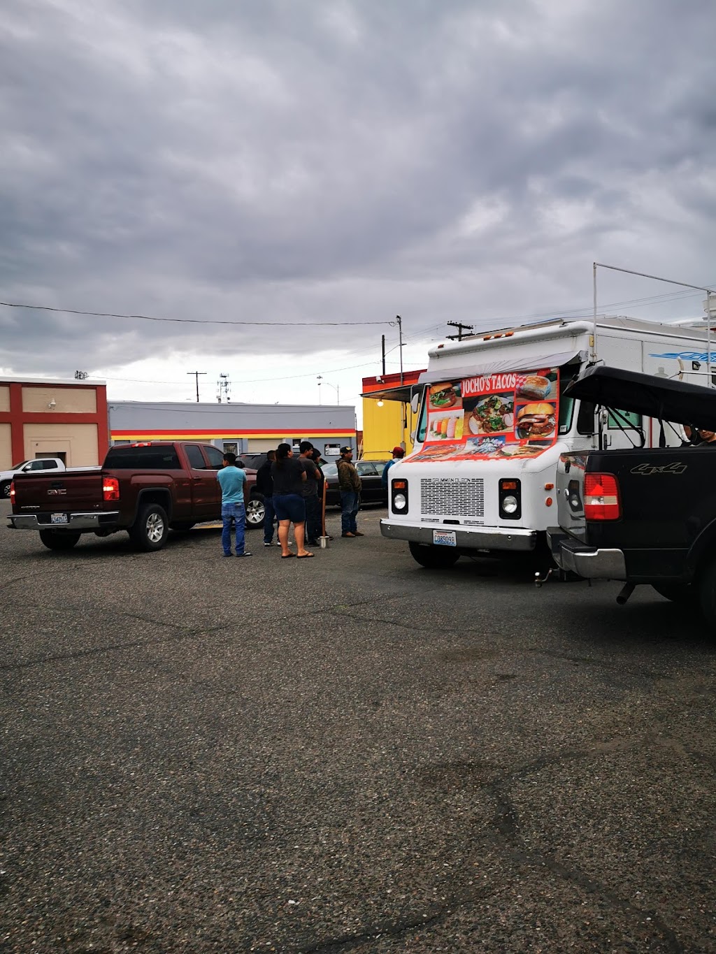 Jochos taco truck | restaurant | 202 W Lewis St, Pasco, WA 99301, USA | 5095437749 OR +1 509-543-7749