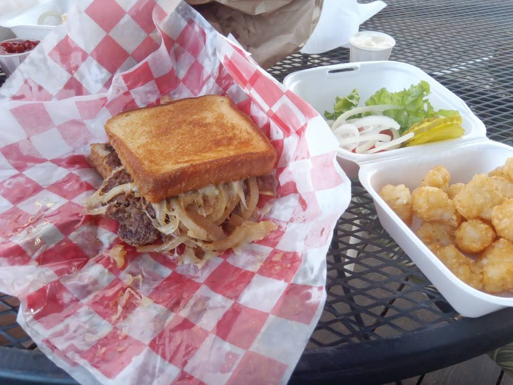 Lone Star Float House And Grill | restaurant | 7430 River Rd, New Braunfels, TX 78132, USA | 8309073866 OR +1 830-907-3866