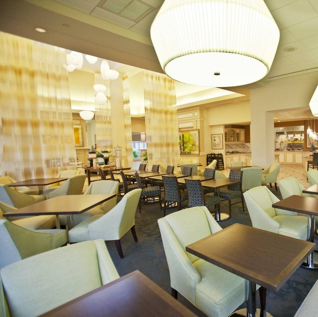 The Great American Grill | restaurant | 8270 N Tamiami Trail, Sarasota, FL 34243, USA | 9415521100 OR +1 941-552-1100