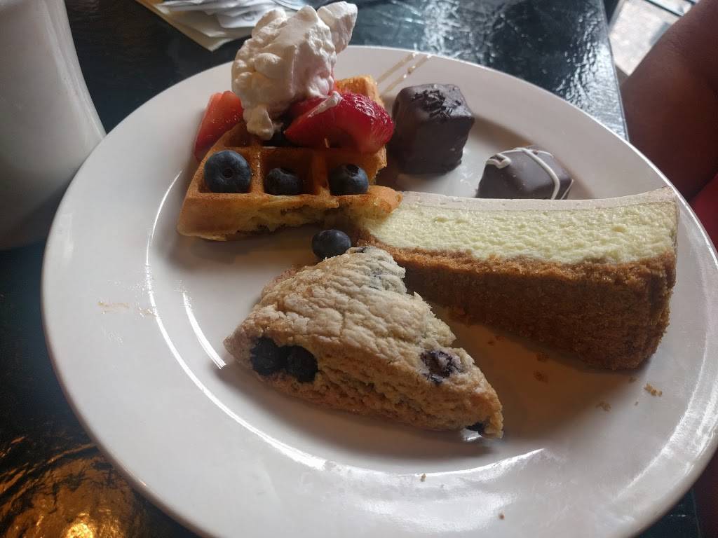 Bristol Bar & Grille | restaurant | 1321 Bardstown Rd, Louisville, KY 40204, USA | 5024561702 OR +1 502-456-1702