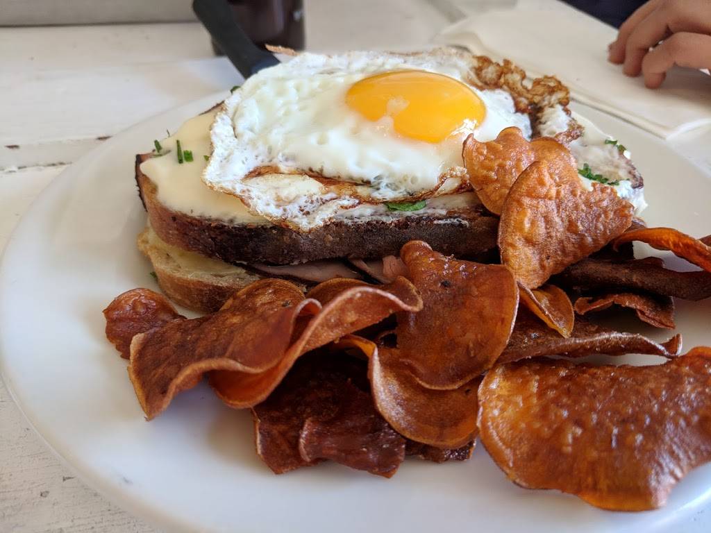 Comfort Kitchen | restaurant | Saratoga Marketplace, Lower Level 454, Broadway, Saratoga Springs, NY 12866, USA | 5185871234 OR +1 518-587-1234