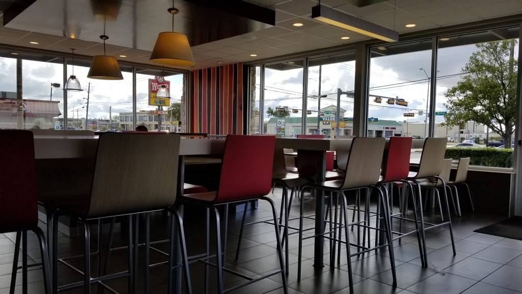 McDonalds | cafe | 2475 Royal Ln, Dallas, TX 75229, USA | 9722437833 OR +1 972-243-7833