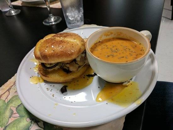 The White Stallion Bistro | restaurant | 4 N Main St, Whitestown, IN 46075, USA | 3177694198 OR +1 317-769-4198