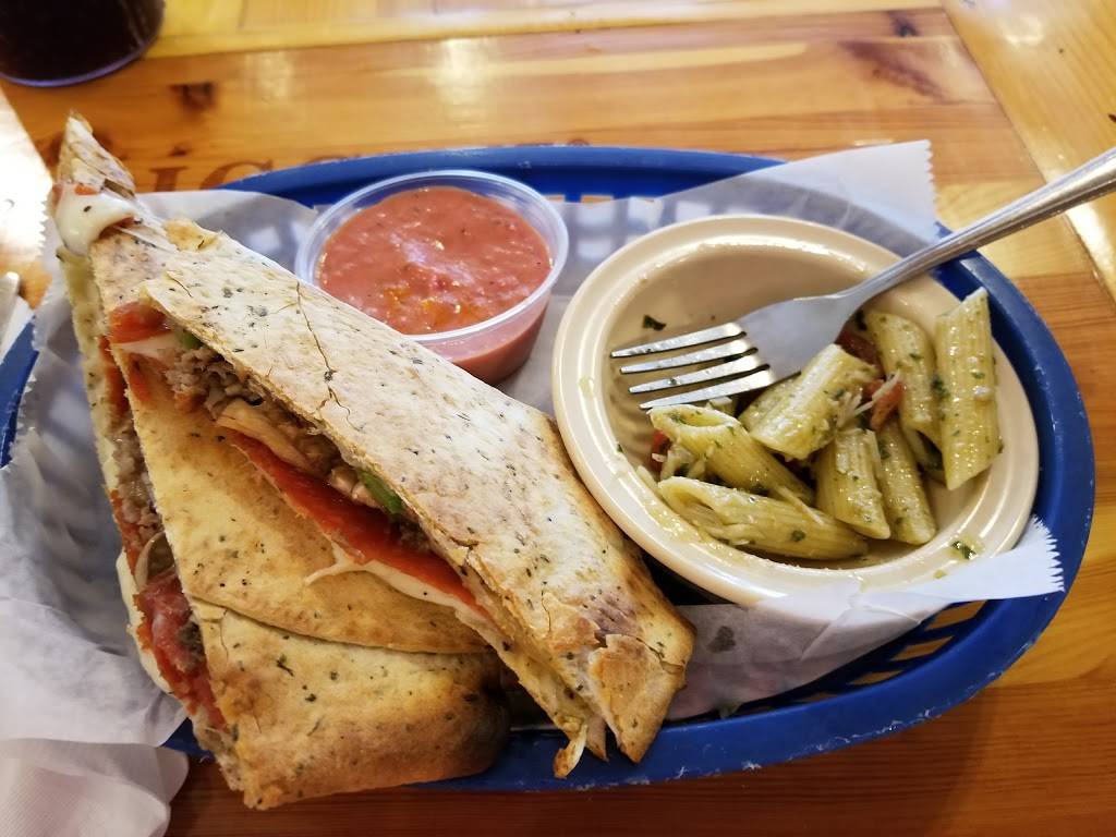 Favs Italian Cucina | restaurant | 419 12th St W, Bradenton, FL 34205, USA | 9417083287 OR +1 941-708-3287