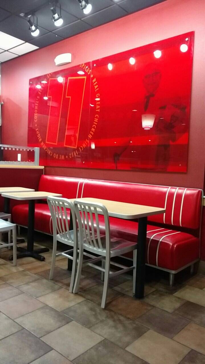 KFC | restaurant | 5720 Losee Rd, North Las Vegas, NV 89081, USA | 7026420014 OR +1 702-642-0014