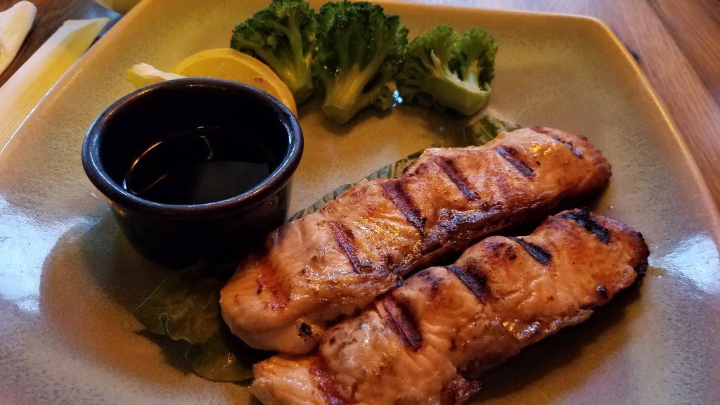 Sushi House | restaurant | 950 Warren Ave, Downers Grove, IL 60515, USA | 6309680088 OR +1 630-968-0088