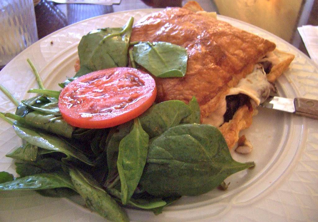 Cafe Normandie Restaurant | restaurant | 3756 Tamiami Trail N, Naples, FL 34103, USA | 2392610977 OR +1 239-261-0977