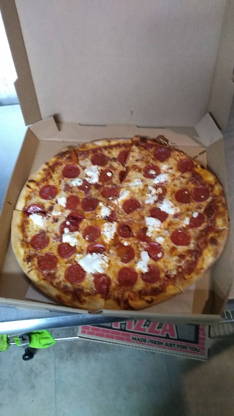 Johnnys Pizzeria | meal delivery | 9562 SE Maricamp Rd, Ocala, FL 34472, USA | 3526874545 OR +1 352-687-4545