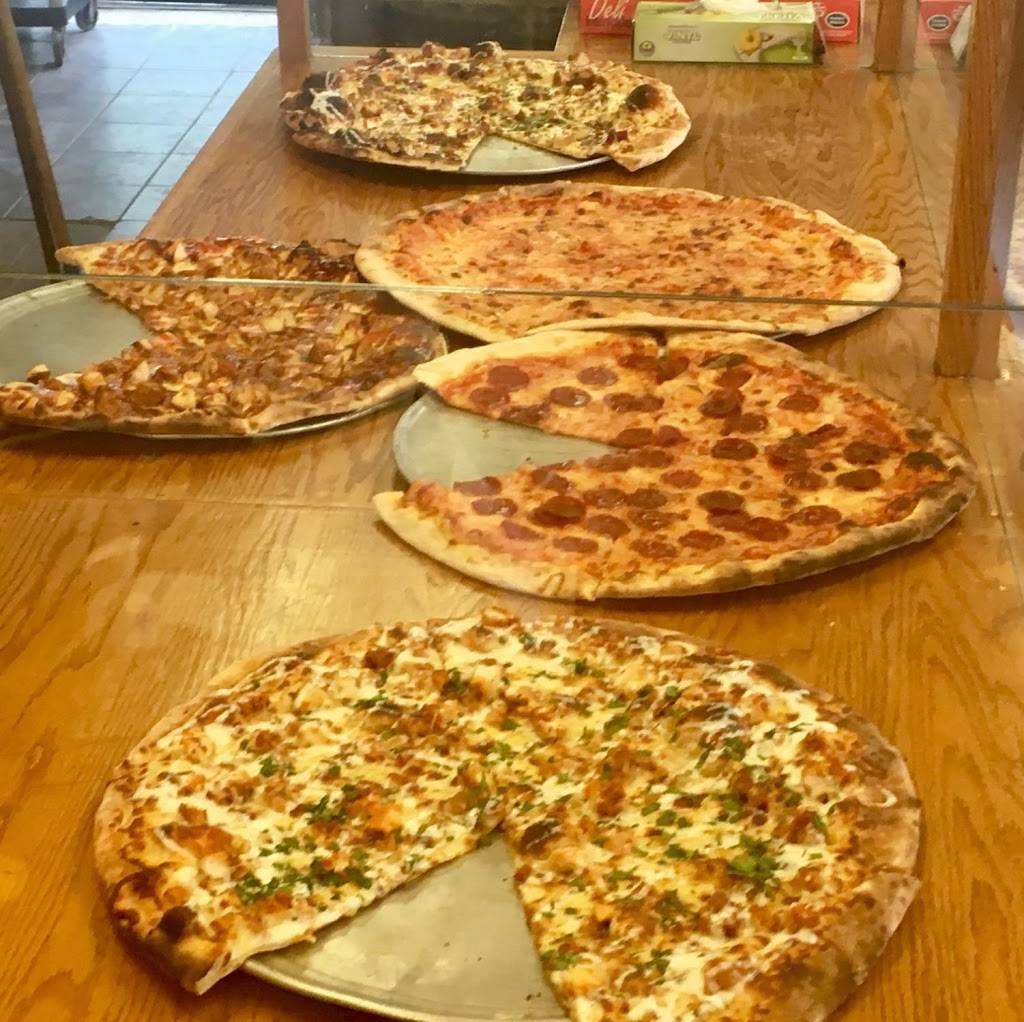 Mondoz Pizzeria | restaurant | 369 Douglas Ave, Providence, RI 02908, USA | 4012701773 OR +1 401-270-1773