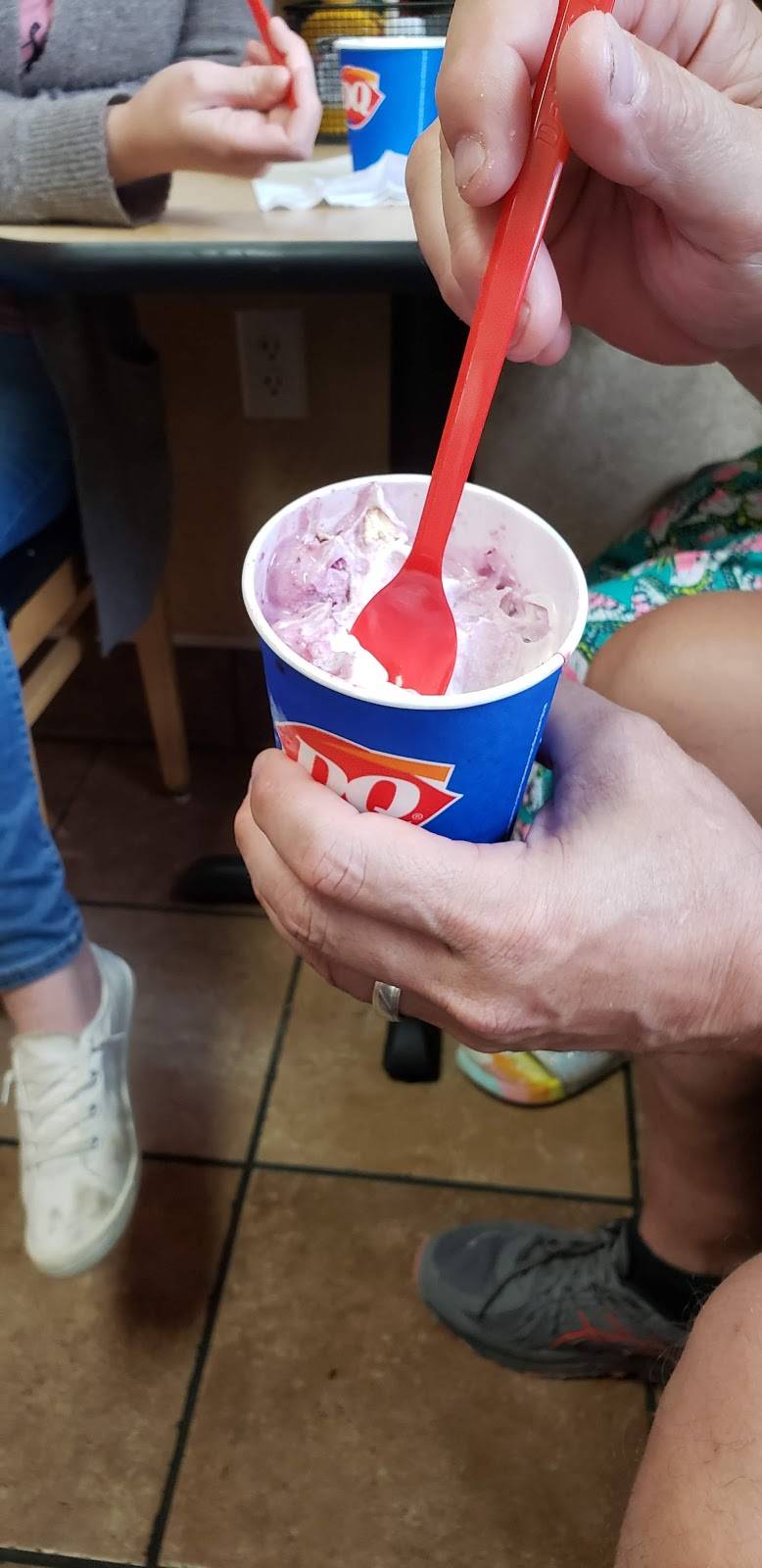 Dairy Queen Grill & Chill | restaurant | 439 Pooler Pkwy, Pooler, GA 31322, USA | 9127480023 OR +1 912-748-0023