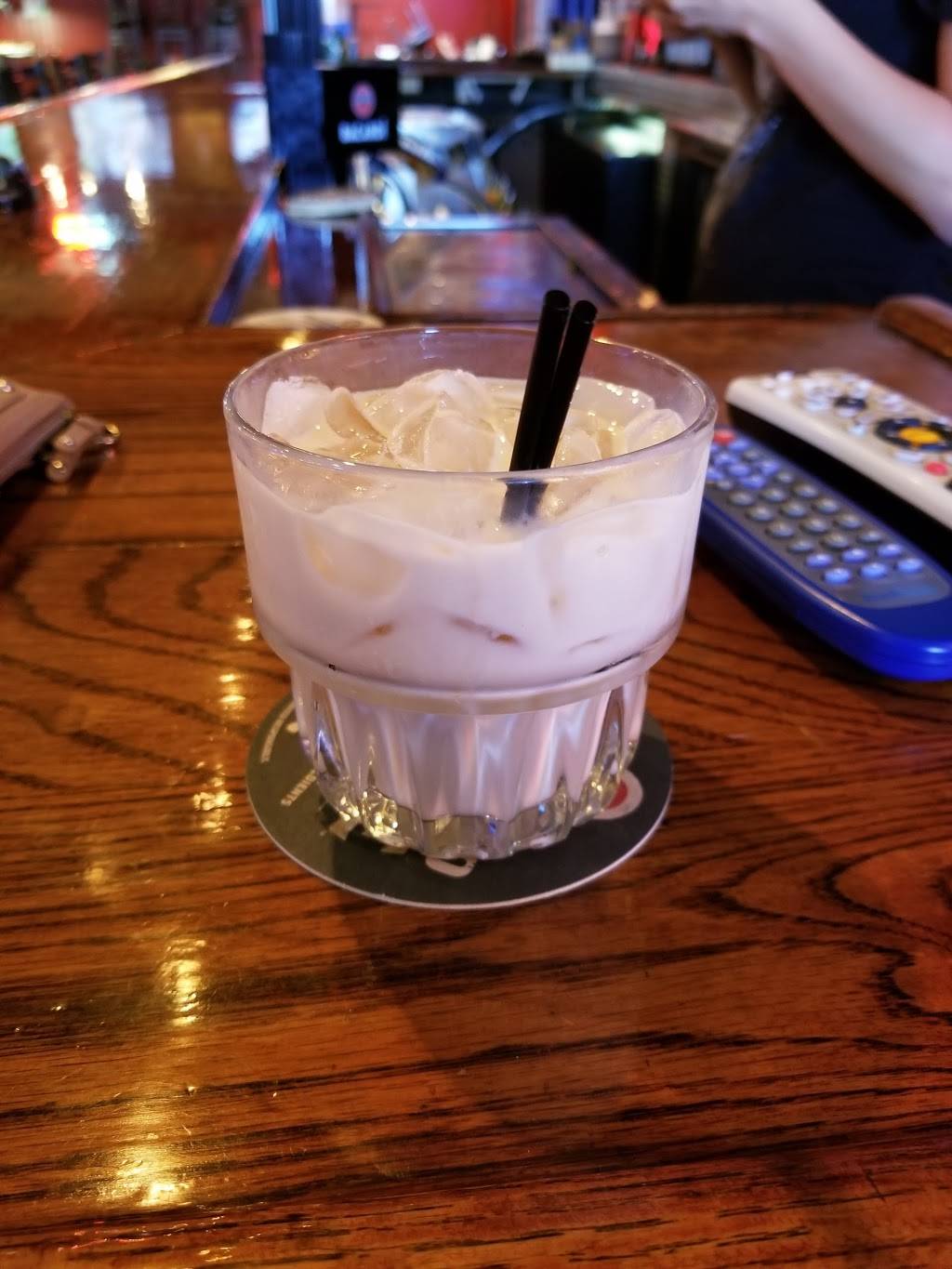 Misfits Sports Bar And Grill | restaurant | 11475 W Colfax Ave, Lakewood, CO 80215, USA | 3032333000 OR +1 303-233-3000