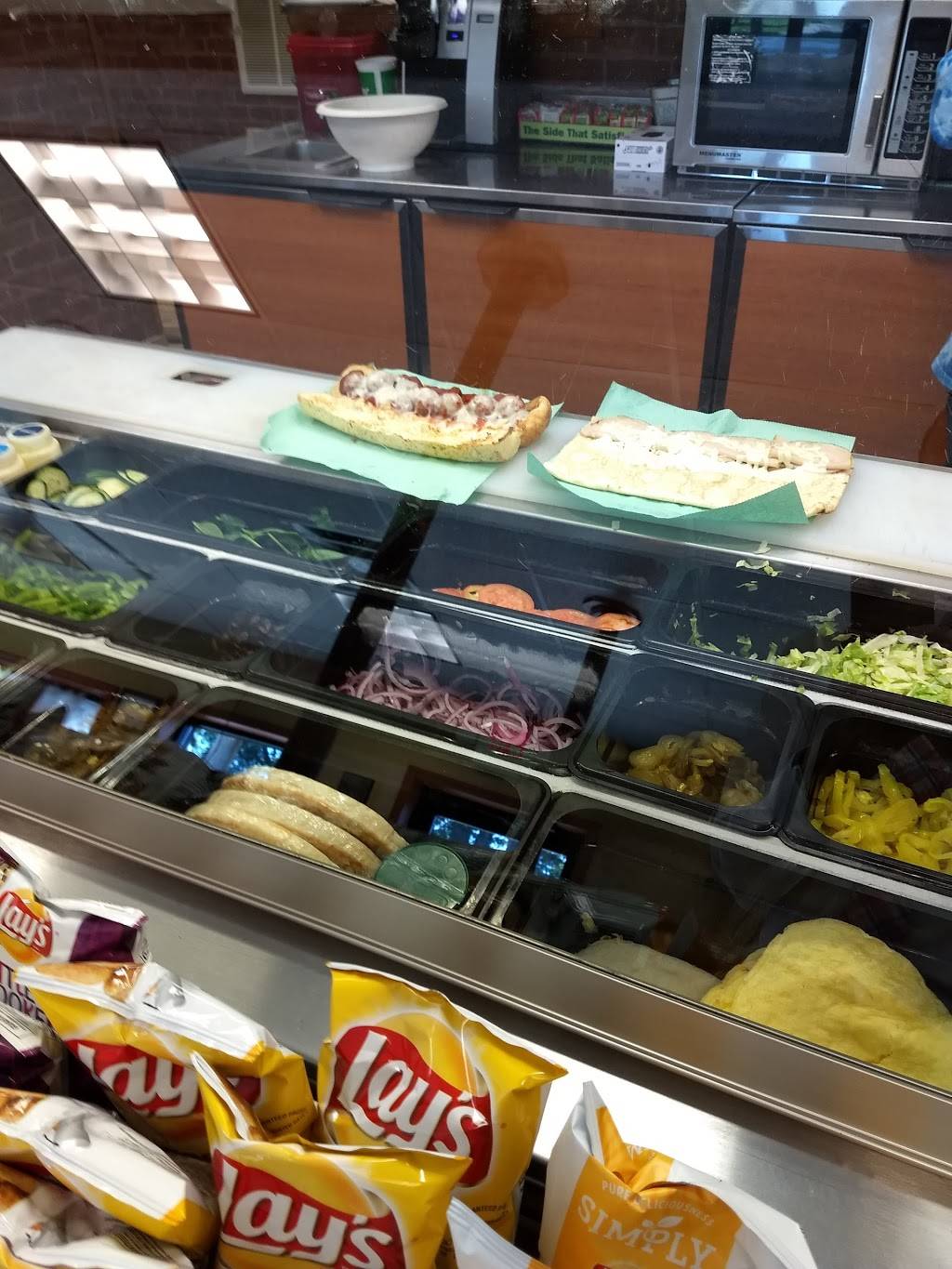 Subway | restaurant | 202 US-42, Bedford, KY 40006, USA | 5022559999 OR +1 502-255-9999