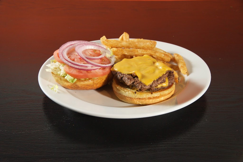 Scoreboards Restaurant and Lounge | restaurant | 4806 George Washington Hwy, Portsmouth, VA 23702, USA | 7578003632 OR +1 757-800-3632