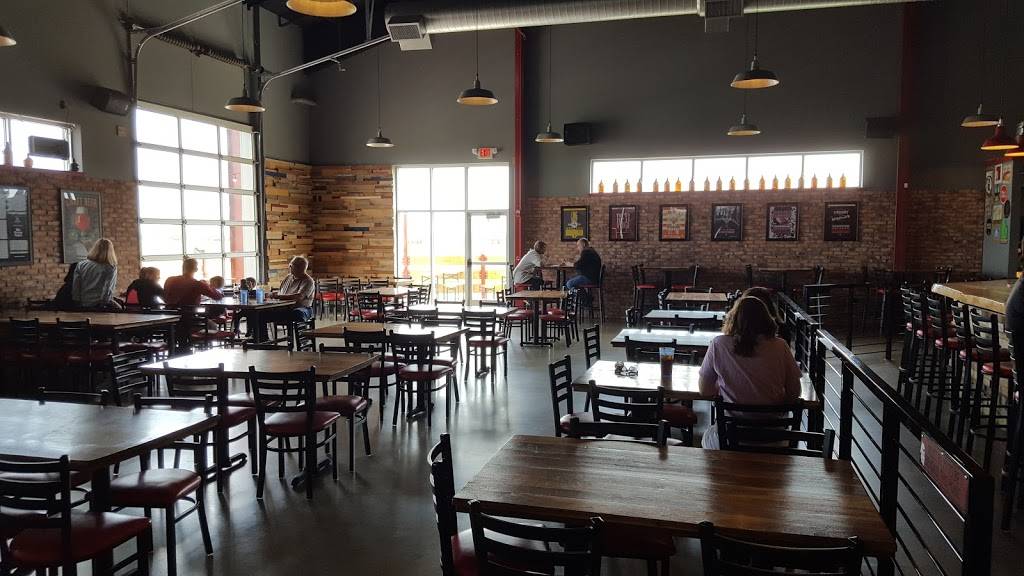 Off Square Brewing | restaurant | 11000 Delaware Pkwy, Crown Point, IN 46307, USA | 2193108898 OR +1 219-310-8898