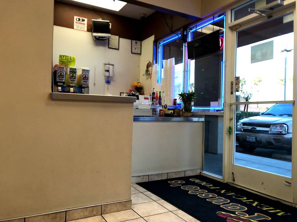 Faustos Mexican Grill | restaurant | 7835 S Rainbow Blvd #20, Las Vegas, NV 89139, USA | 7024079445 OR +1 702-407-9445