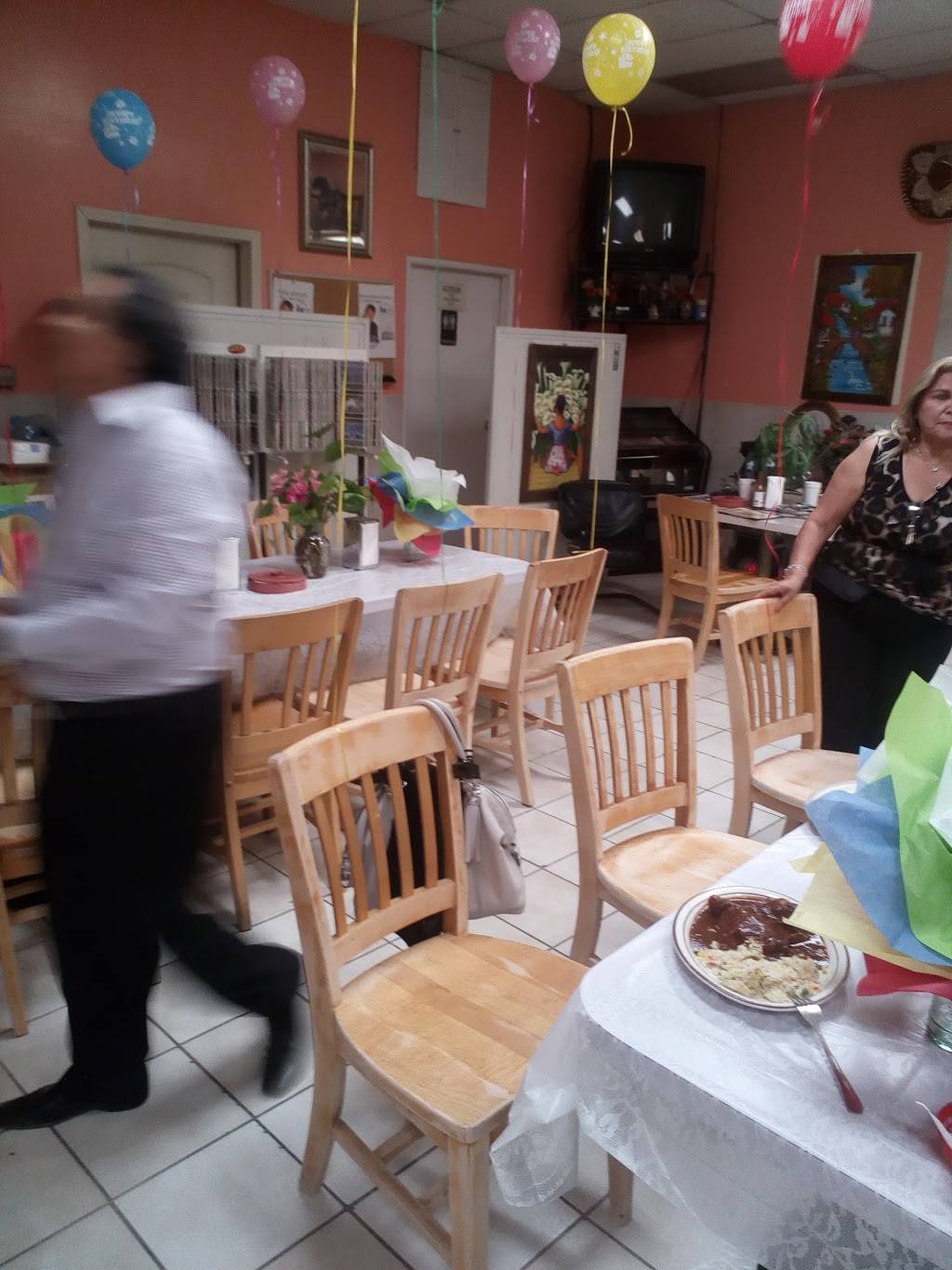 El Bronco Taqueria | restaurant | 5427 Venice Blvd, Los Angeles, CA 90019, USA | 3235161811 OR +1 323-516-1811