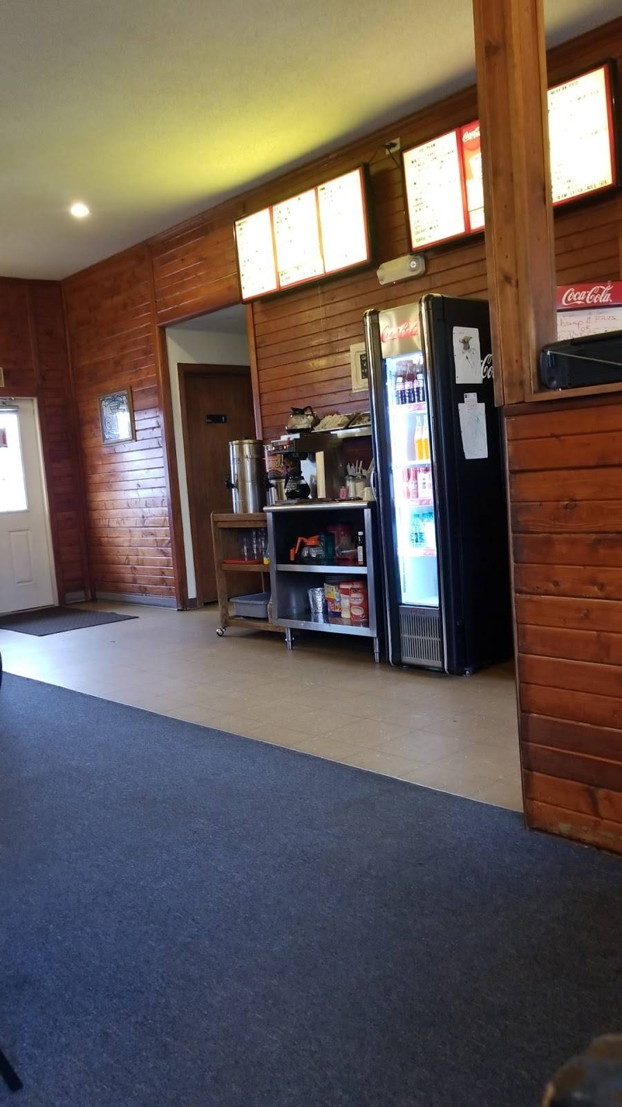 Walts Restaurant | restaurant | 800 Ross Ave, Clearwater, KS 67026, USA | 6205842727 OR +1 620-584-2727