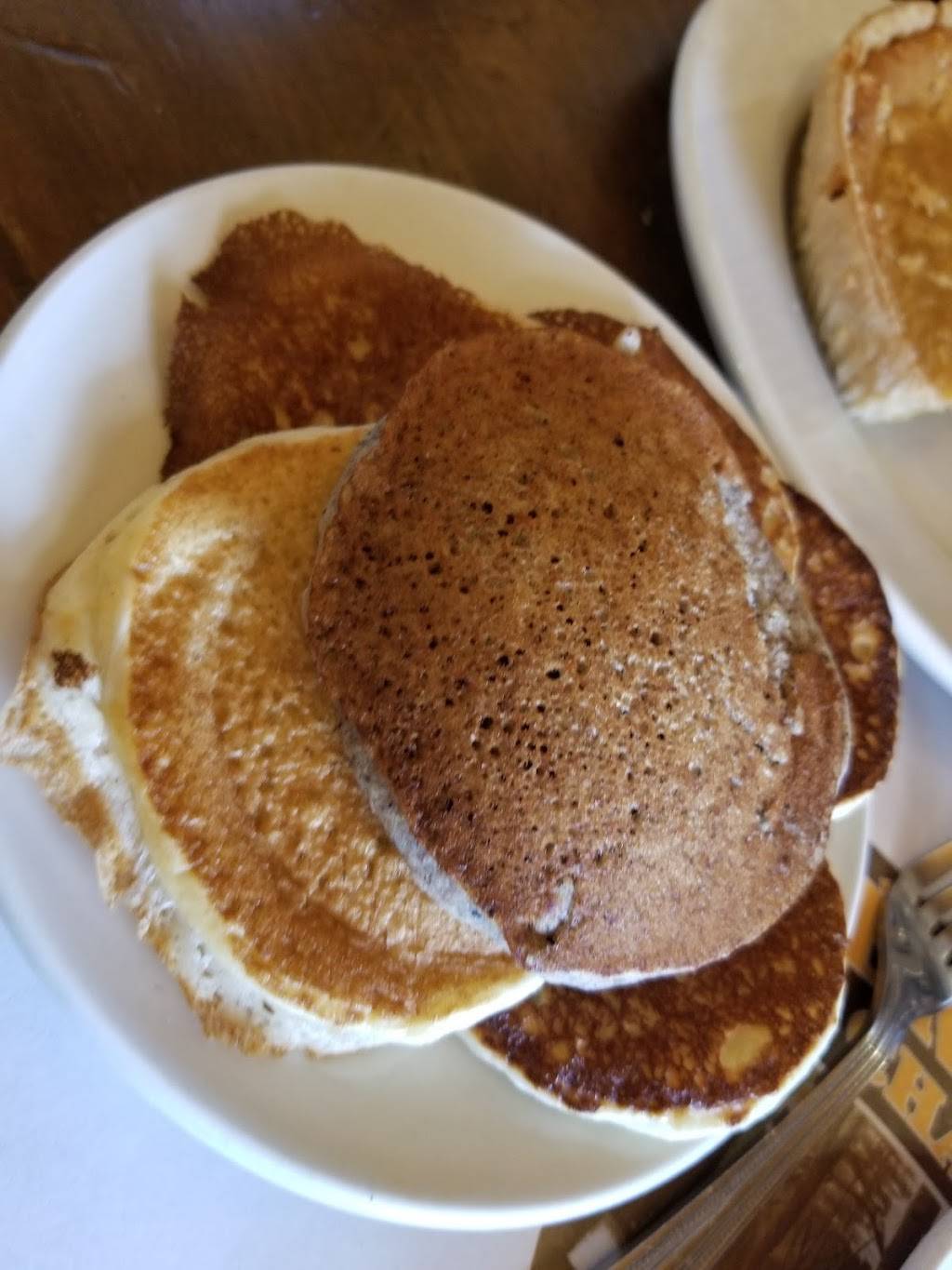 Erablière Charbonneau | restaurant | 45 Chemin du Sous-Bois, Mont-Saint-Grégoire, QC J0J 1K0, Canada | 4503479090 OR +1 450-347-9090