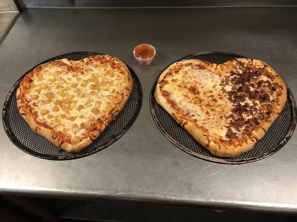 Zanis Pizza | restaurant | 184 Wakelee Ave, Ansonia, CT 06401, USA | 2037325859 OR +1 203-732-5859