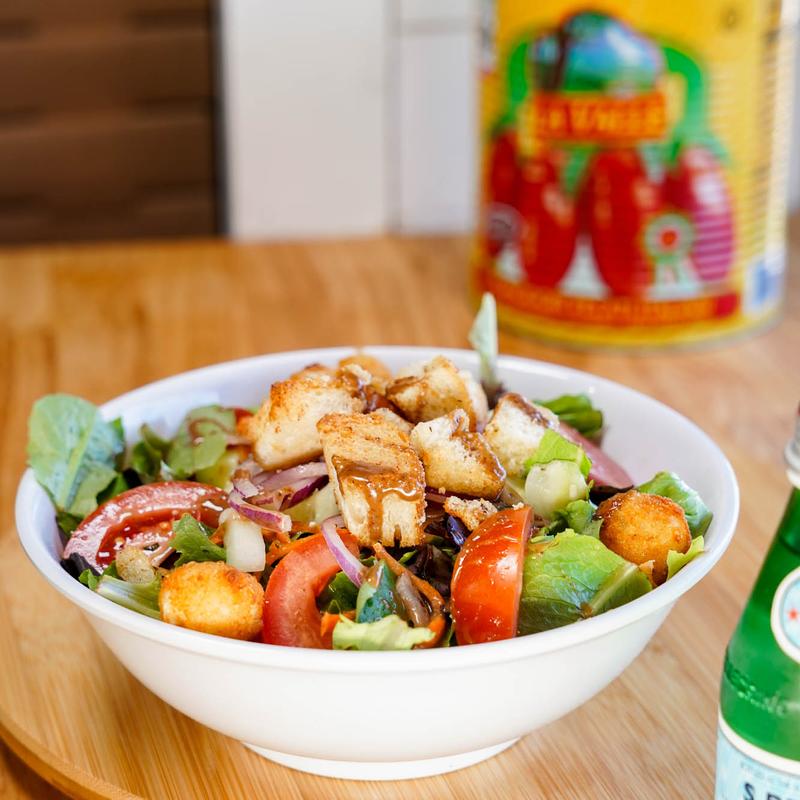 Merlinos Pizzeria | restaurant | 889 Dyer Ave, Cranston, RI 02920, USA | 4012050500 OR +1 401-205-0500