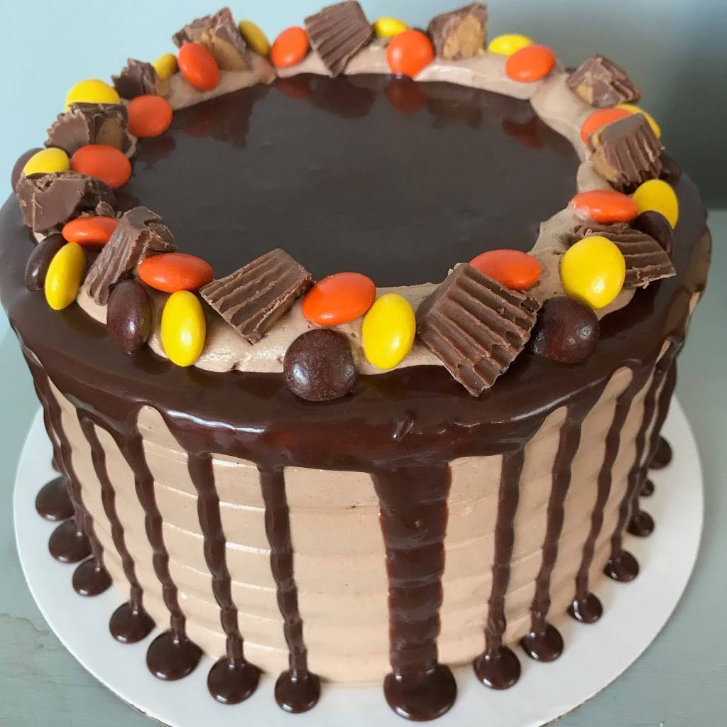 Edge of Sweetness Bakery and Cafe | bakery | 6034 N Broadway, Chicago, IL 60660, USA | 7735649683 OR +1 773-564-9683