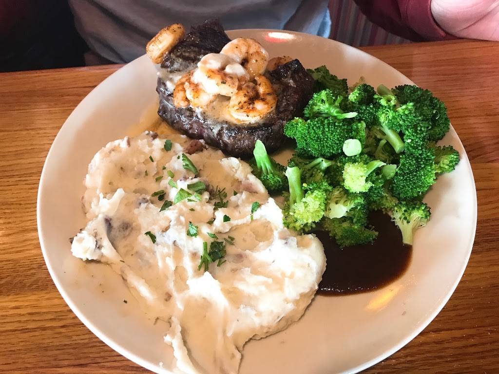 Applebees Grill + Bar | restaurant | 7159 Macedonia Commons Blvd, Macedonia, OH 44056, USA | 3304673600 OR +1 330-467-3600