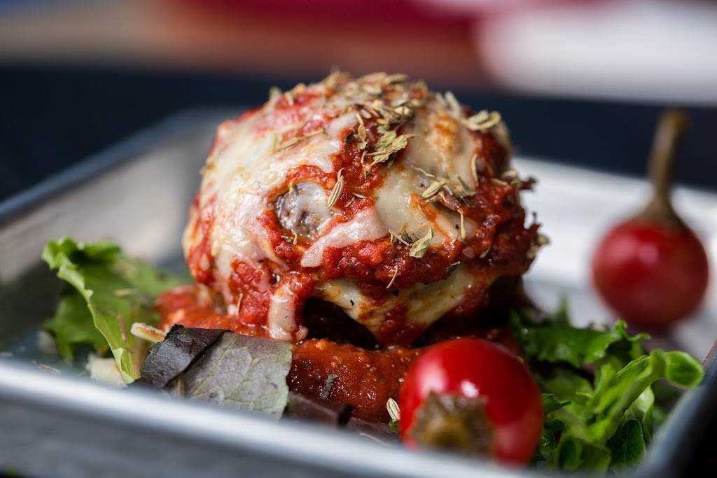 Firecracker Pizza & Beer | restaurant | 4130 Manchester Ave, St. Louis, MO 63110, USA | 3145342666 OR +1 314-534-2666