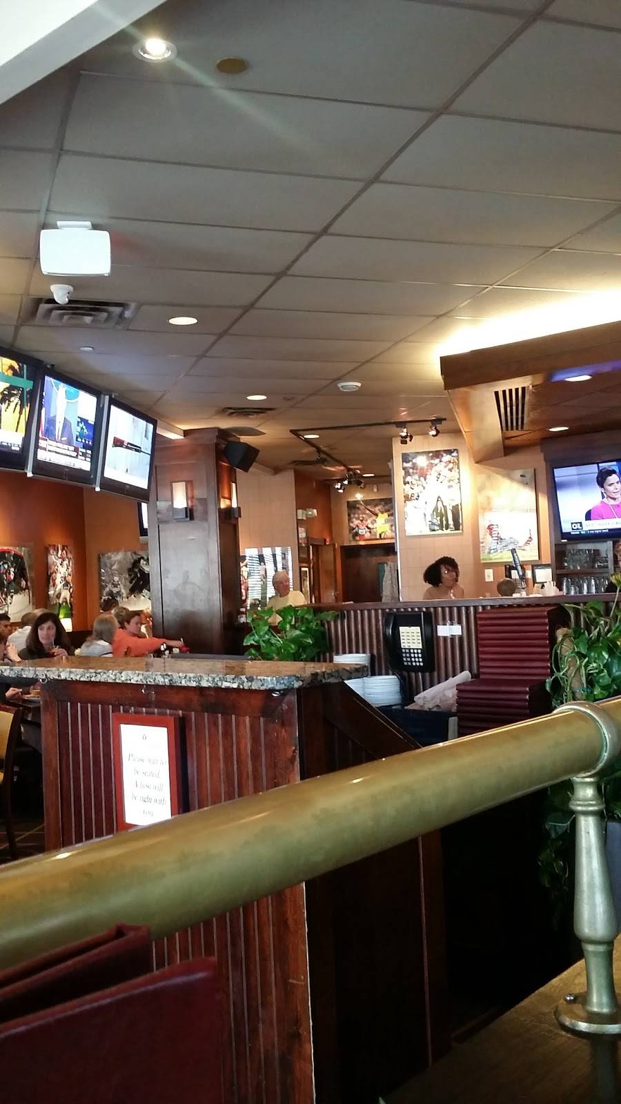 Joe Theismanns Restaurant | restaurant | 1800 Diagonal Rd A, Alexandria, VA 22314, USA | 7037390777 OR +1 703-739-0777