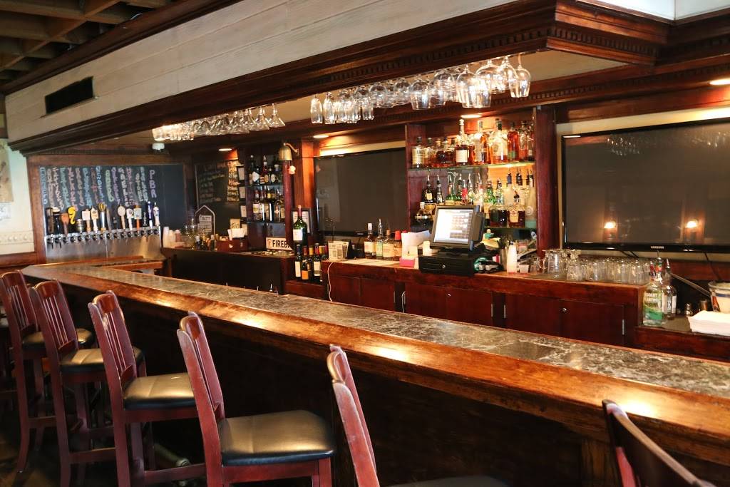 Q on Bay | restaurant | 822 Bay St, Beaufort, SC 29902, USA | 8435247771 OR +1 843-524-7771