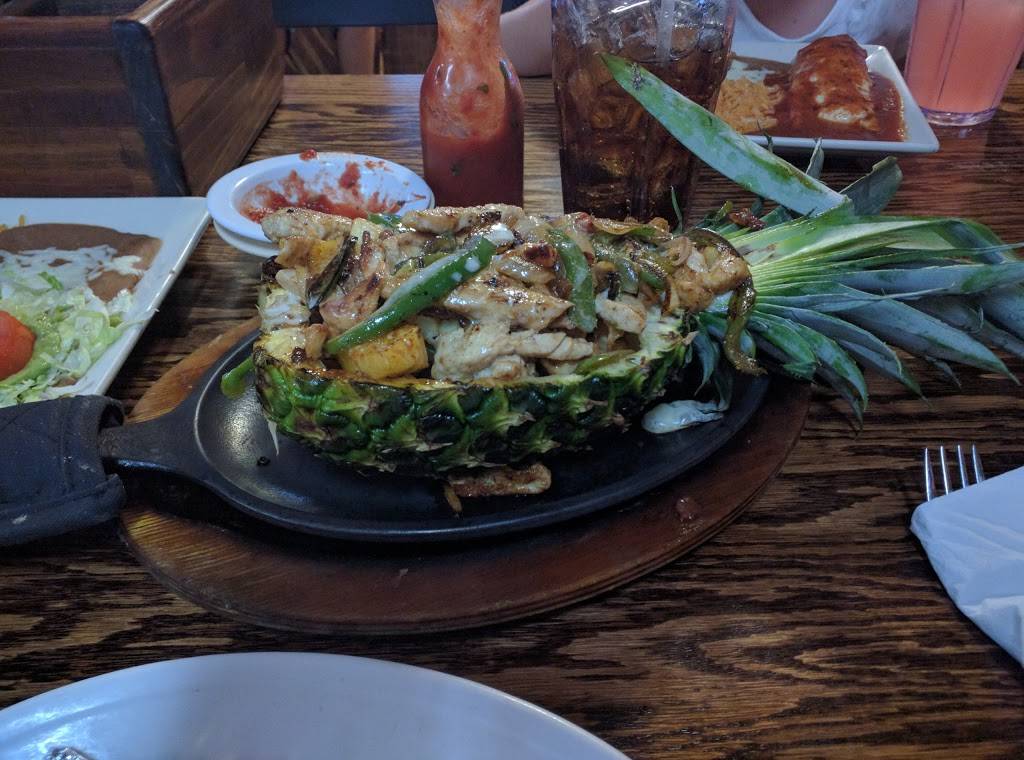 El Cazador | restaurant | 7799 Richmond Hwy, Appomattox, VA 24522, USA | 4343527093 OR +1 434-352-7093