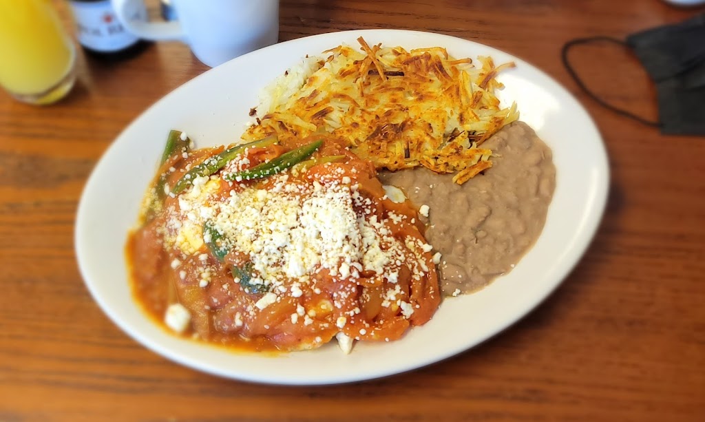 Casa de Nati | restaurant | 15456 Devonshire St, Mission Hills, CA 91345, USA | 8188106440 OR +1 818-810-6440