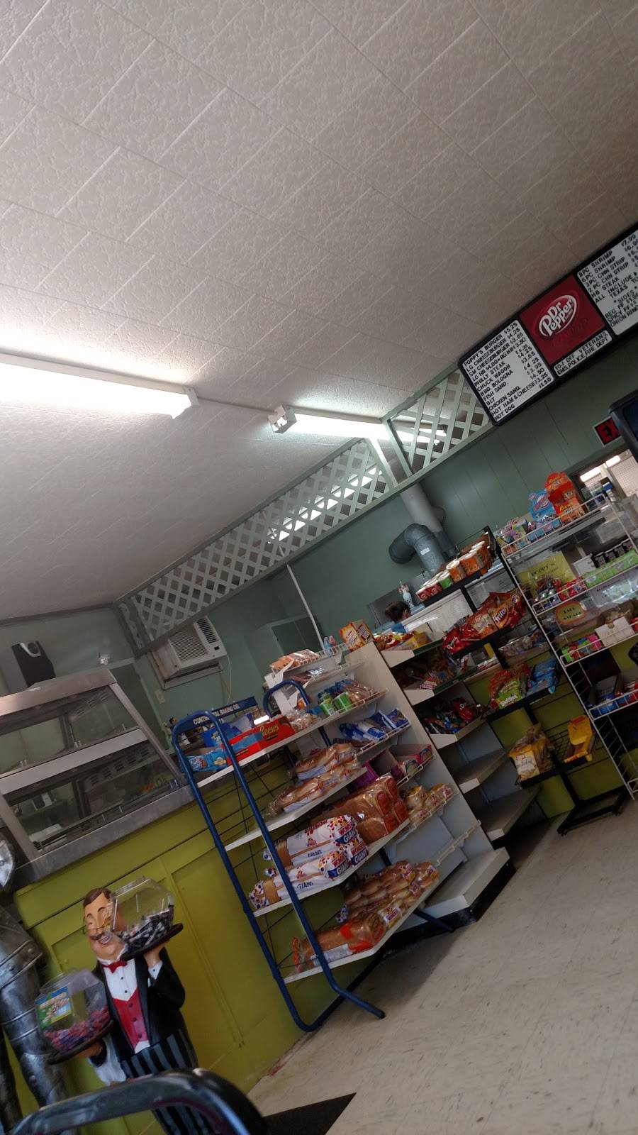 Poppys Diner | restaurant | 311 W Tigrett St, Halls, TN 38040, USA | 7318363152 OR +1 731-836-3152