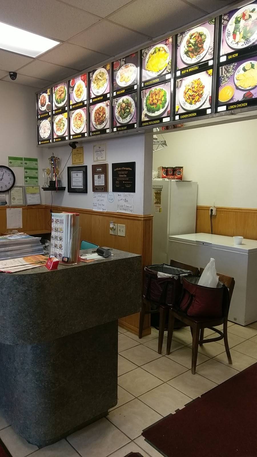 China City | restaurant | 13715 West Nine Mile Road, Oak Park, MI 48237, USA | 2485474663 OR +1 248-547-4663