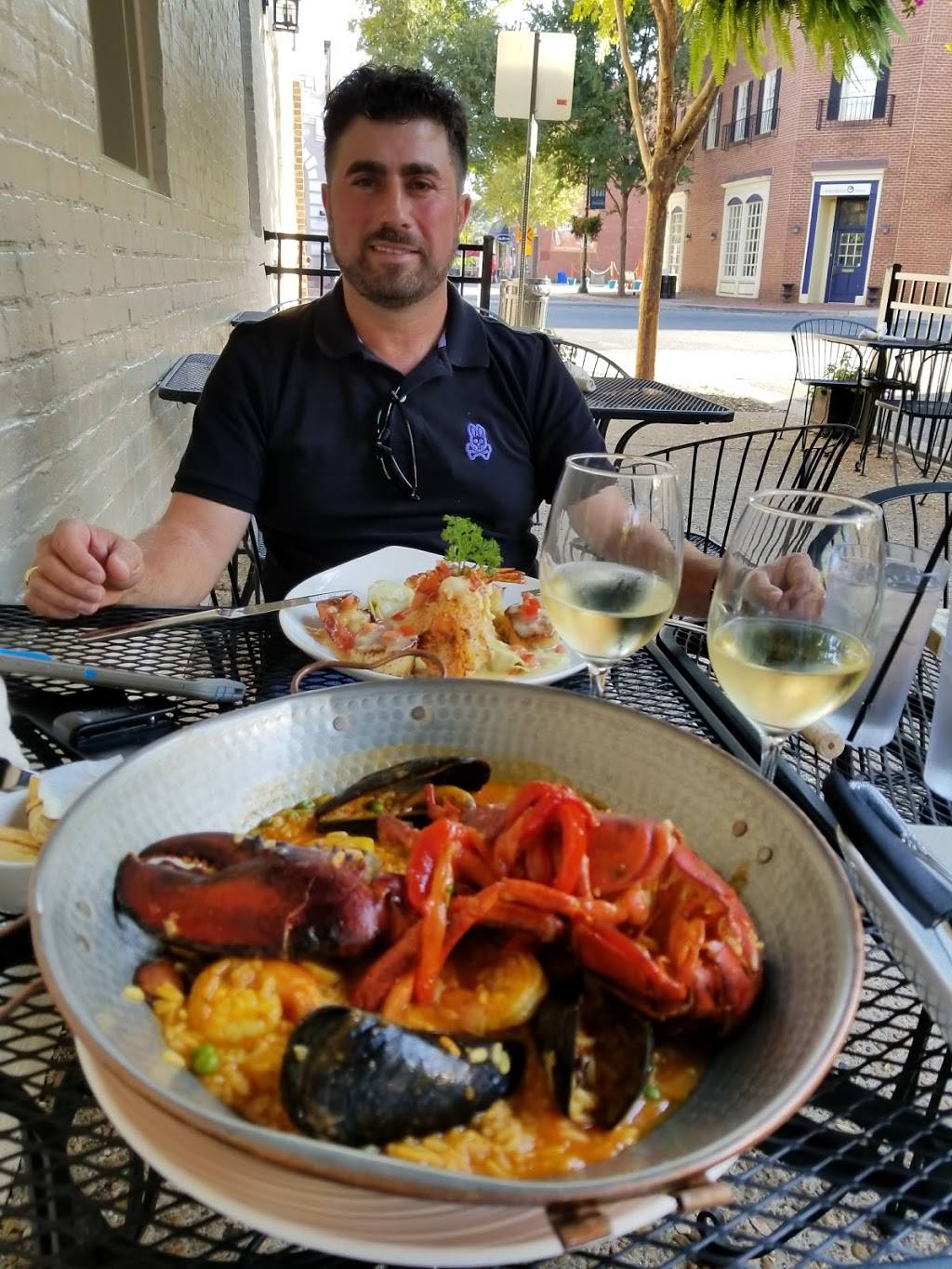 Monza | restaurant | 9405 Battle St, Manassas, VA 20110, USA | 7033685522 OR +1 703-368-5522