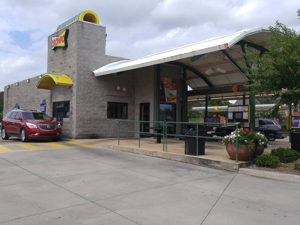 Sonic Drive-In | restaurant | 64 Chelsea Pointe Drive, Chelsea, AL 35043, USA | 2056785090 OR +1 205-678-5090