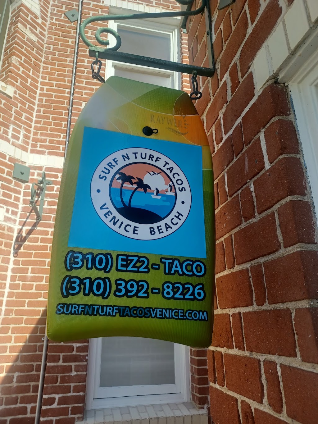 Surf N Turf Tacos Venice Beach | restaurant | 517 Ocean Front Walk #12, Venice, CA 90291, USA | 3103928226 OR +1 310-392-8226