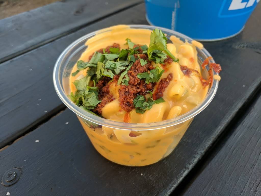 BUZZBIN | restaurant | 331 Cleveland Ave NW, Canton, OH 44702, USA | 3307546770 OR +1 330-754-6770