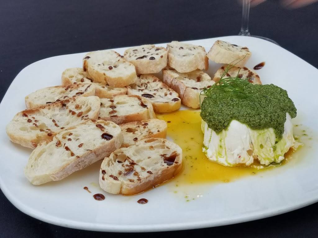 Michaels Tasting Room | restaurant | 25 Cuna St, St. Augustine, FL 32084, USA | 9048102400 OR +1 904-810-2400